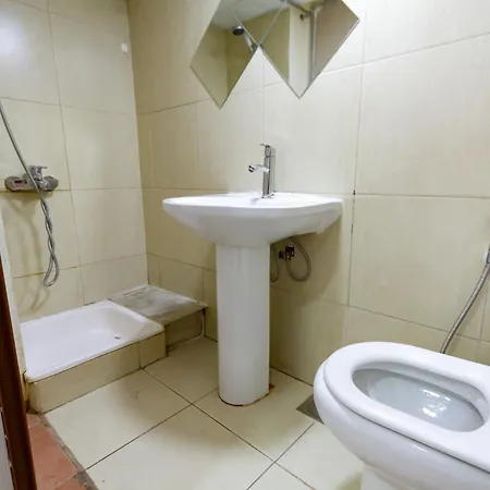 Masters And Double Rooms For Girls Only In Marina, Dubai Exterior photo