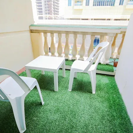 Masters And Double Rooms For Girls Only In Marina, Dubai Exterior photo