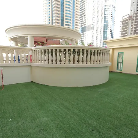 Masters And Double Rooms For Girls Only In Marina, Dubai Exterior photo