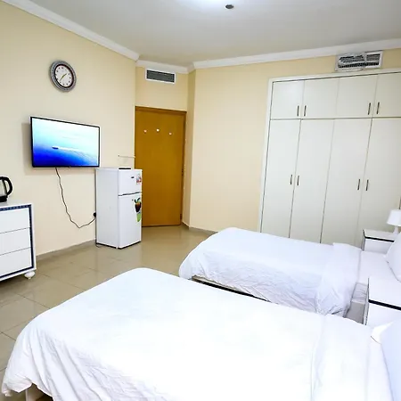 Masters And Double Rooms For Girls Only In Marina, Dubai Exterior photo