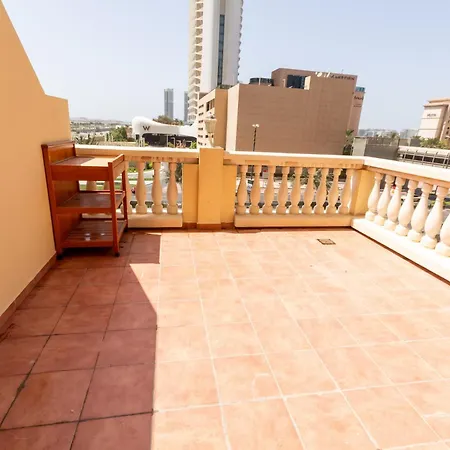 Masters And Double Rooms For Girls Only In Marina, Dubai Exterior photo