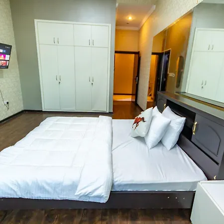 Masters And Double Rooms For Girls Only In Marina, Dubai Exterior photo