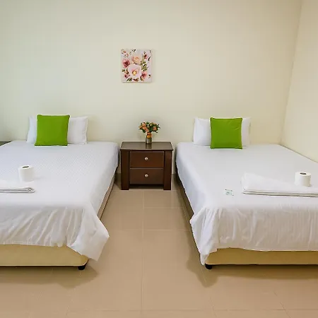 Masters And Double Rooms For Girls Only In Marina, Dubai Esterno foto