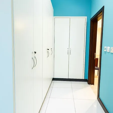 Masters And Double Rooms For Girls Only In Marina, Dubai Esterno foto