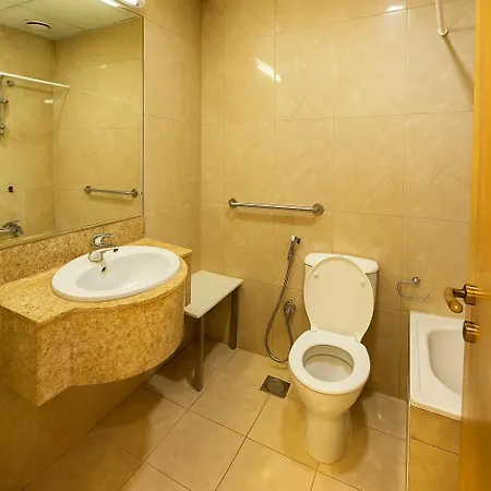 Masters And Double Rooms For Girls Only In Marina, Dubai Esterno foto