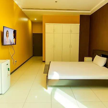 Masters And Double Rooms For Girls Only In Marina, Dubai Esterno foto
