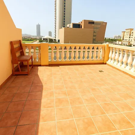 Masters And Double Rooms For Girls Only In Marina, Dubai Esterno foto