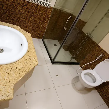 Masters And Double Rooms For Girls Only In Marina, Dubai Esterno foto