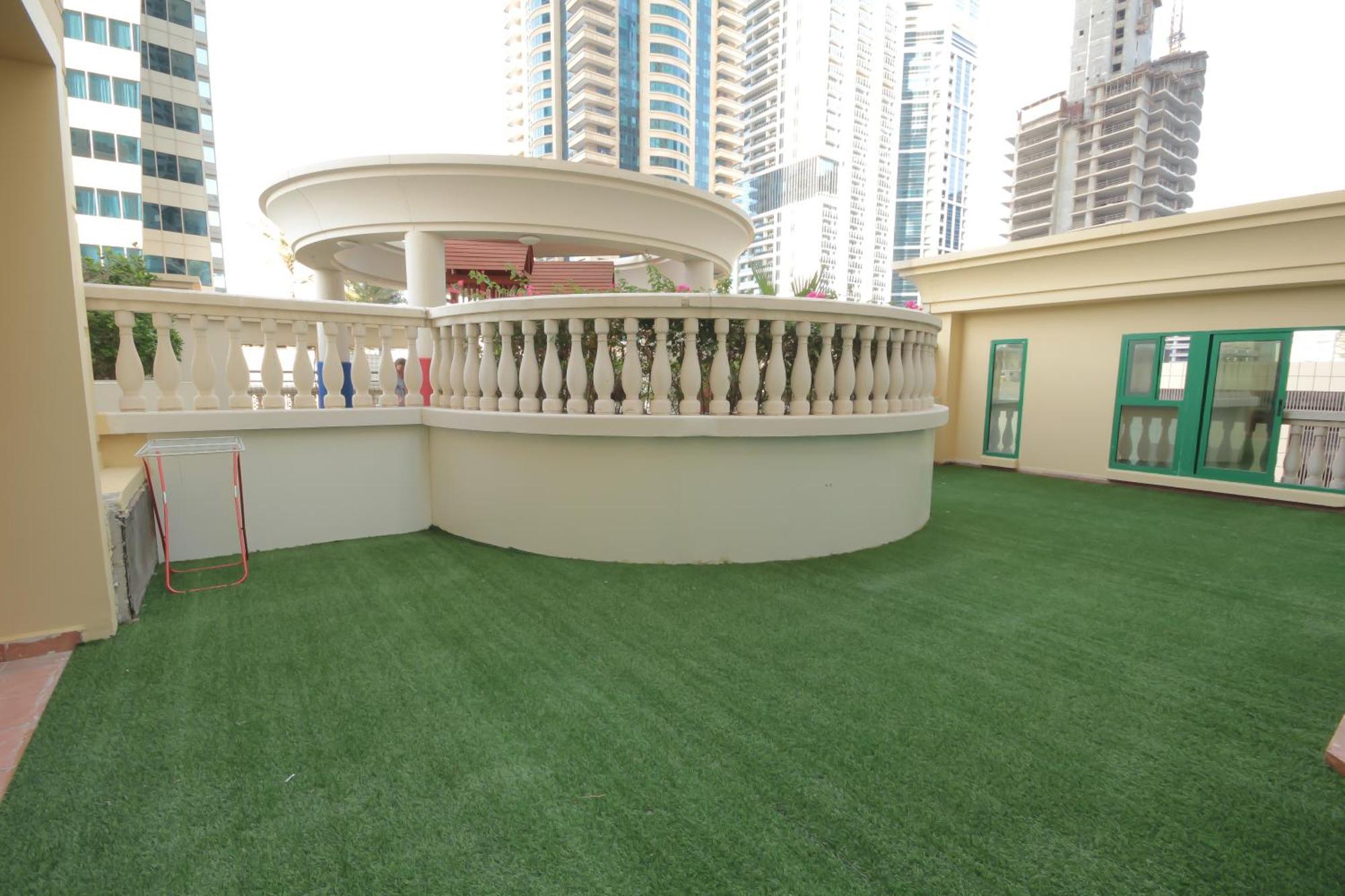Masters And Double For Girls Only In Marina, Apartment Dubai