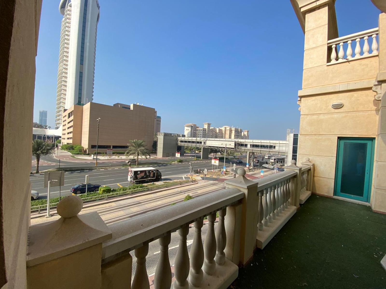 Masters And Double For Girls Only In Marina, Apartment *