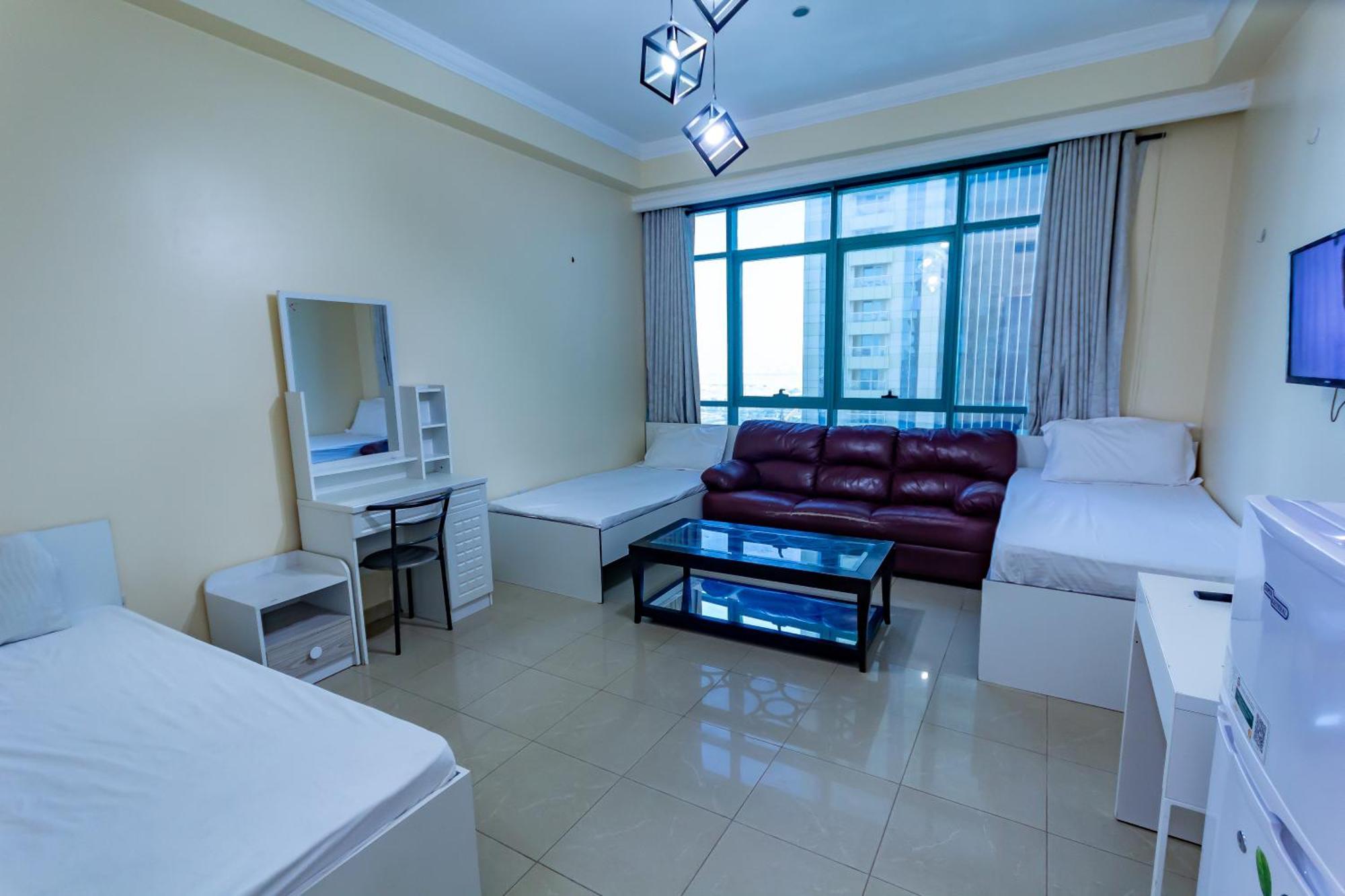 Masters And Double For Girls Only In Marina, * Dubai