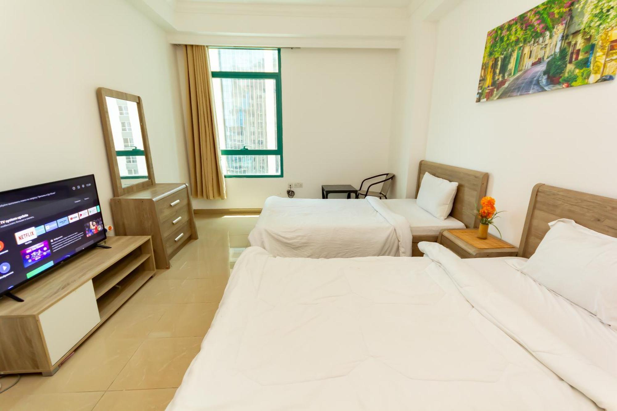 Apartment Masters And Double For Girls Only In Marina, Dubai