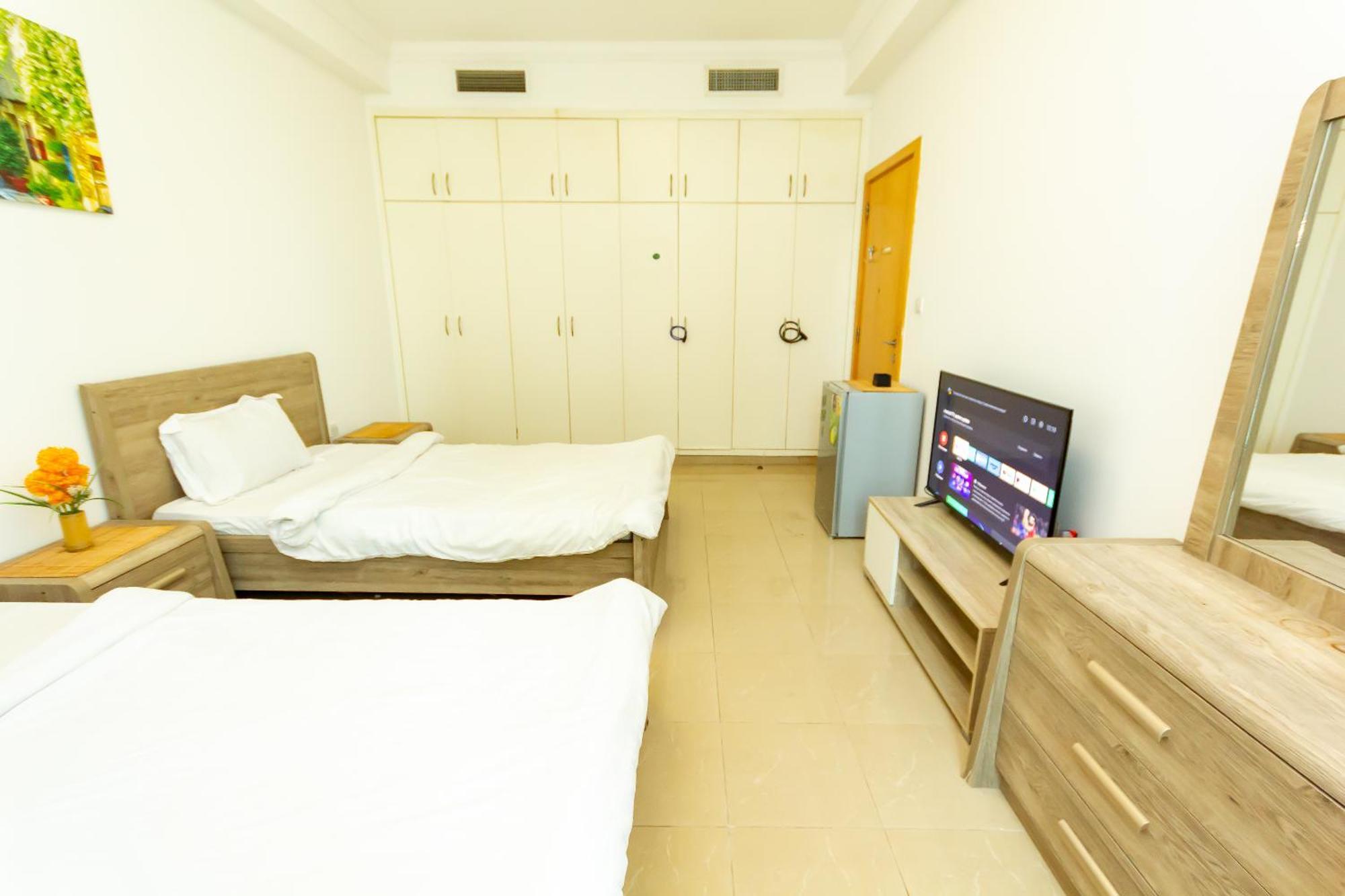 Masters And Double For Girls Only In Marina, Dubai