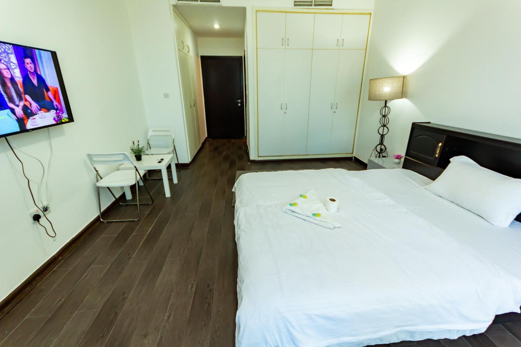 Masters And Double For Girls Only In Marina, * Dubai