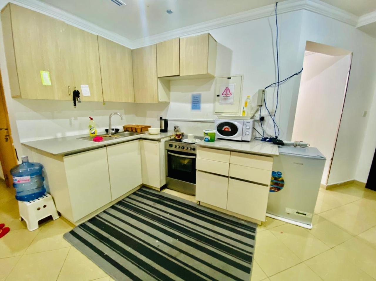 Masters And Double For Girls Only In Marina, Apartment Dubai